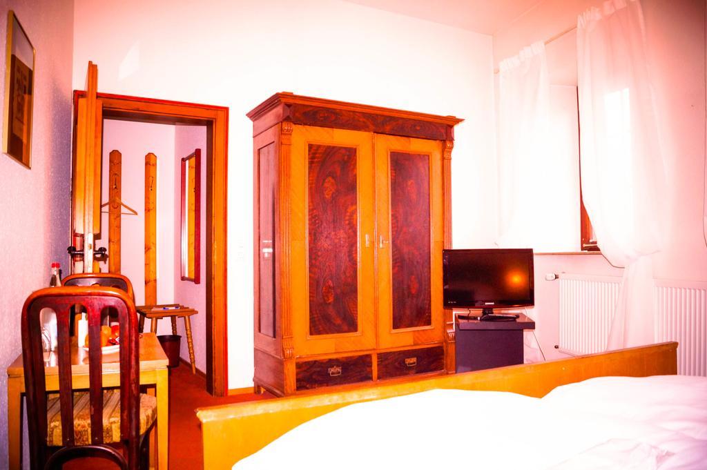 Schlosshotel Hoefingen Leonberg Dış mekan fotoğraf